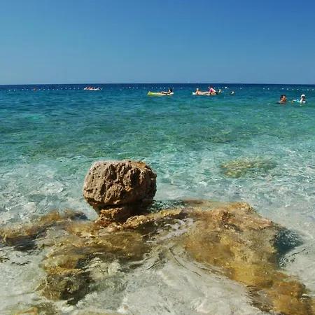 In With Sea View, Terrace, Air Conditioning, Wi-fi