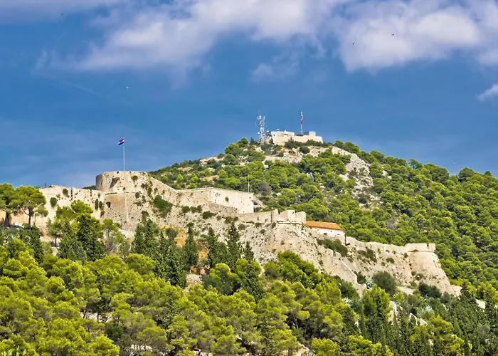 In With Sea View, Terrace, Air Conditioning, Wi-fi * Hvar Town